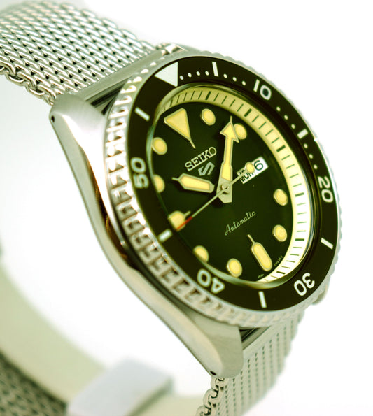 ساعة رجالية SEIKO 5 FACELIFT بمينا أخضر SRPD75K1