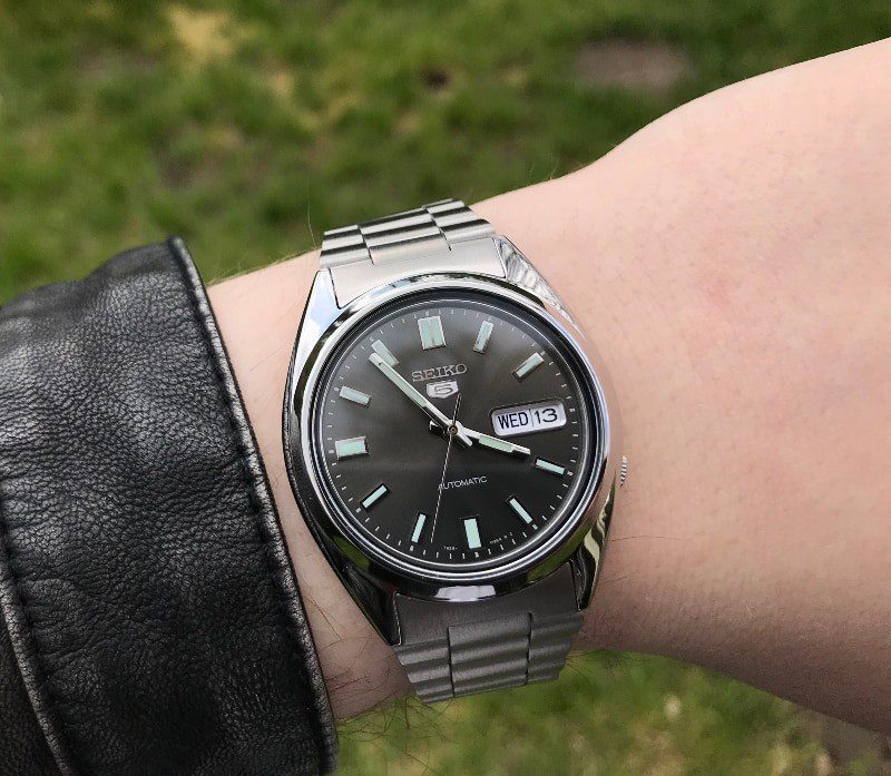Seiko 5 Automatic Classic Watch for Men SNXS79J