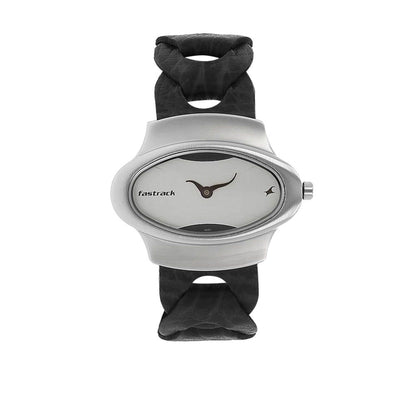 ساعة فاستراك نسائية بيضاء بعقارب طراز NK6004SL01