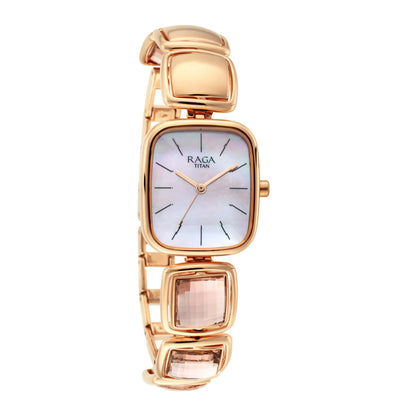Titan Allure من Raga Moments of Joy 95136WM01