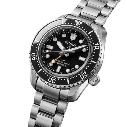 A Seiko Prospex premium sports watch that combines practicality and durability HBC002J1