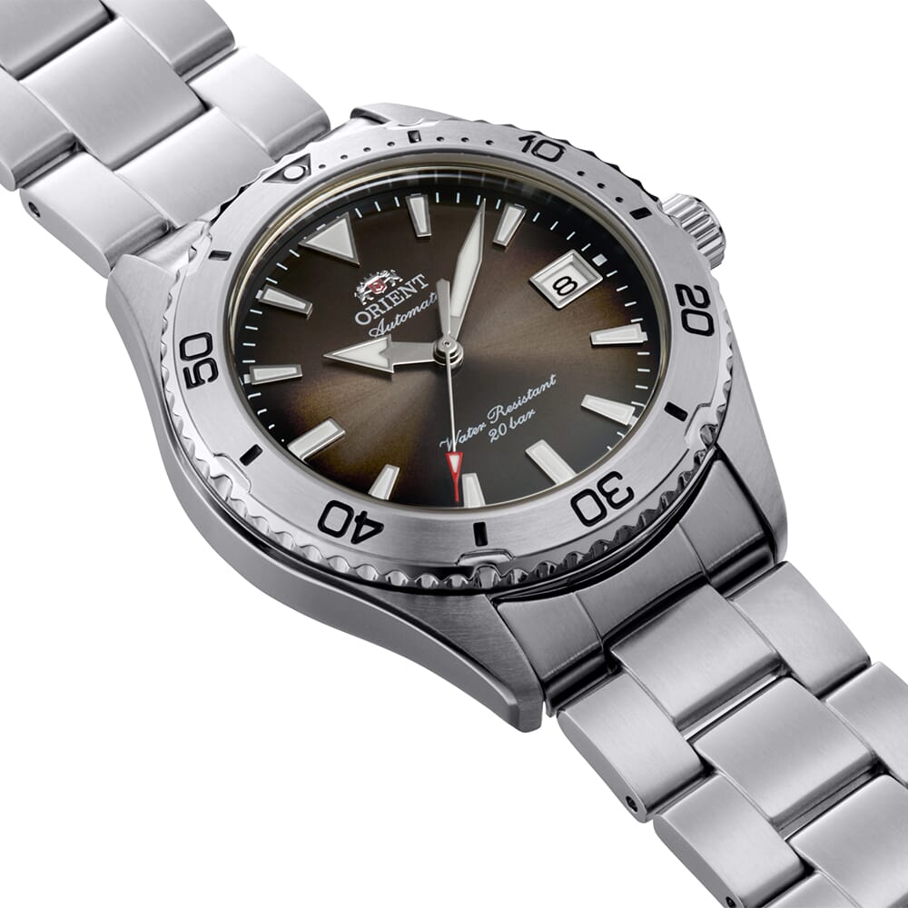 Orient Mako 40 Silver Dial Stainless Steel Automatic gents watch RA-AC0Q15Y