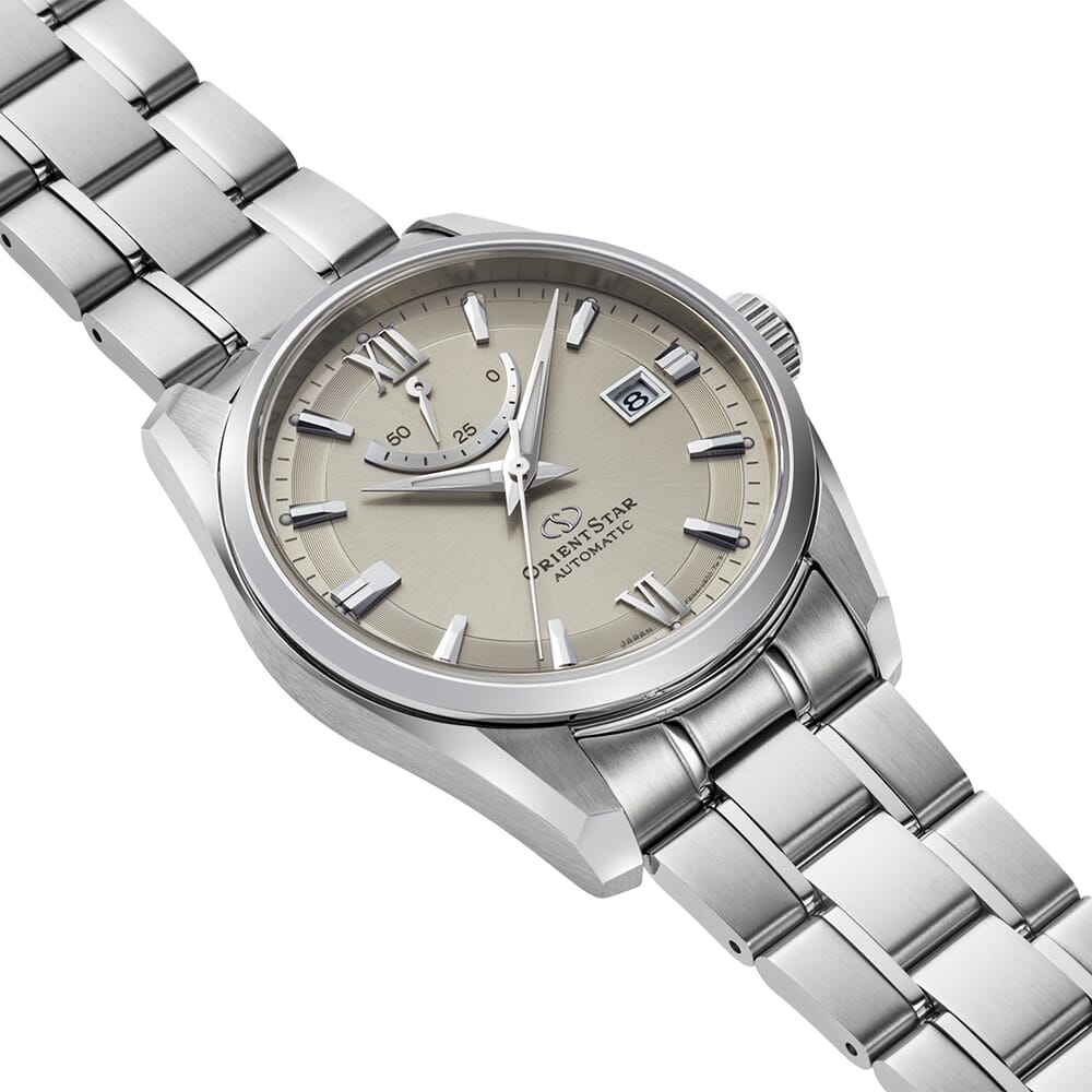 Orient star Contemporary Date Stainless Steel Watch for Men's RE-AU0110N
