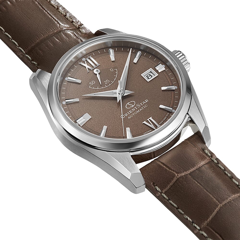 Orient star Contemporary Date Beige Dial Leather Strap Watch for Men's RE-AU0113Y