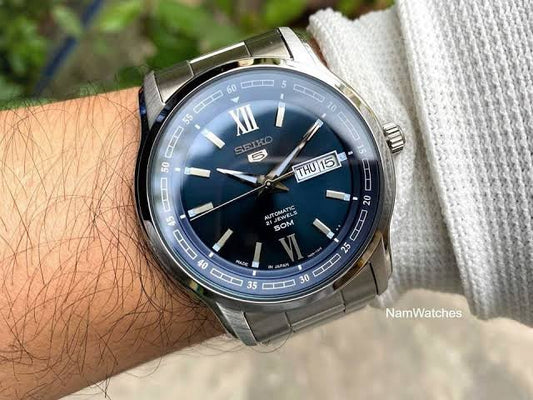 Seiko 5 Blue Dial  Automatic Analog satinless steel watch for Men SNKP17J1