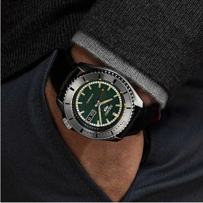 SEIKO 5 Sports إصدار محدود رايدر مقنع - SRPJ91K1