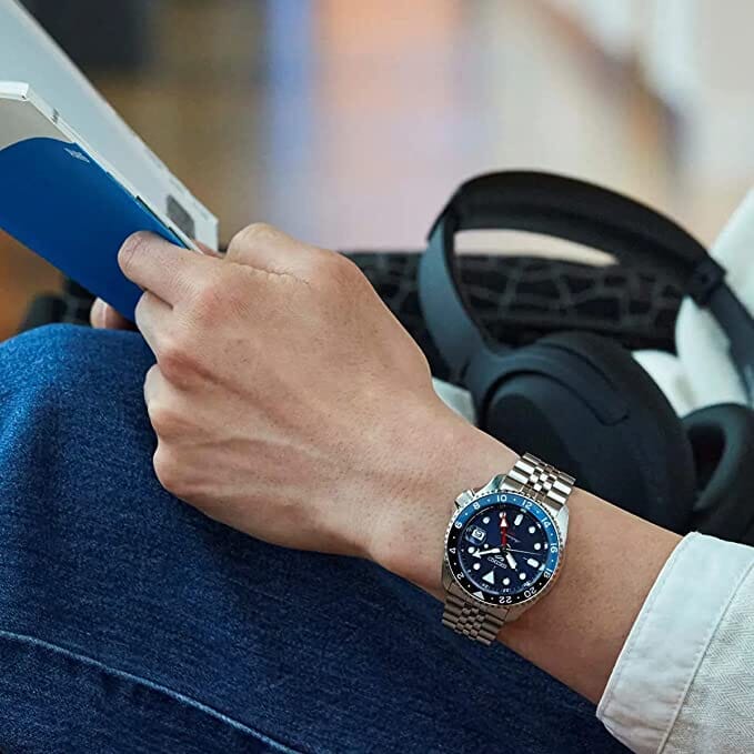 ساعة سيكو 5 سبورتس SSK GMT للرجال بمينا أزرق أوتوماتيكية SSK003K1