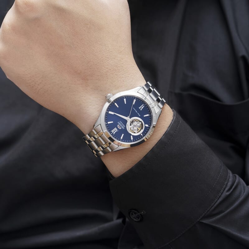 ORIENT: Mechanical Contemporary Watch, Metal Strap - 38.5mm (AG03001D)